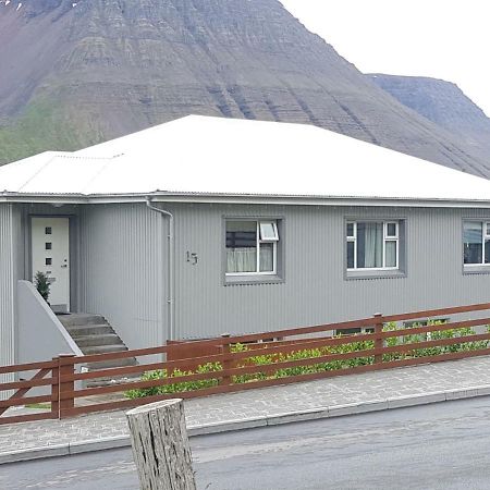 Sigurhaeth - Apartment With All Within Your Reach Ísafjörður Εξωτερικό φωτογραφία